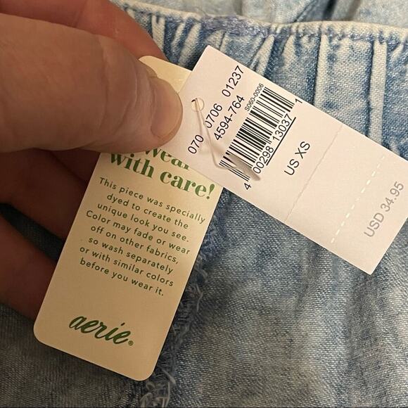 NWT aerie Light Wash Shorts - Picture 7 of 7